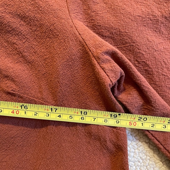 🍂🍂Beautiful top - 100% cotton - perfect for cooler weather 🍂🍂 - Picture 6 of 12